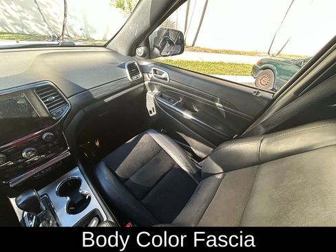 Certified 2021 Jeep Grand Cherokee Laredo X image 11