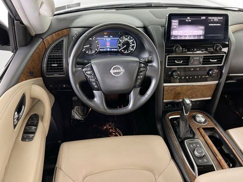 Used 2022 Nissan Armada SL w/ Captain's Chairs Package image 22