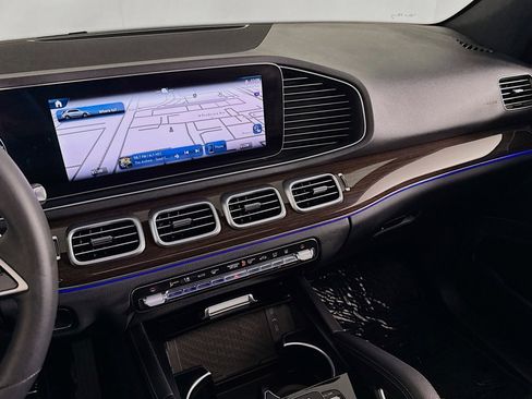 Certified 2025 Mercedes-Benz GLE 450e 4MATIC image 20