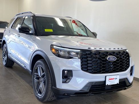 New 2026 Ford Explorer ST-Line image 32