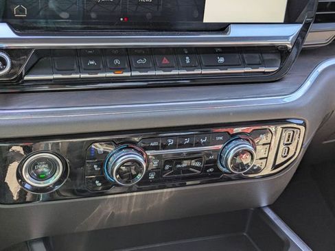 Used 2024 GMC Sierra 1500 SLT w/ SLT Premium Package AWD/4WD image 21