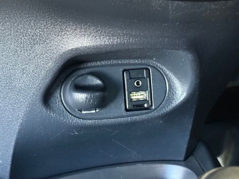 Used 2017 Toyota Yaris L w/ Carpet Mat Package image 25