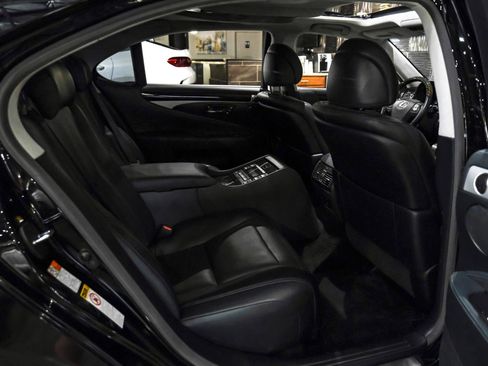 Used 2015 Lexus LS 460 L RWD image 34