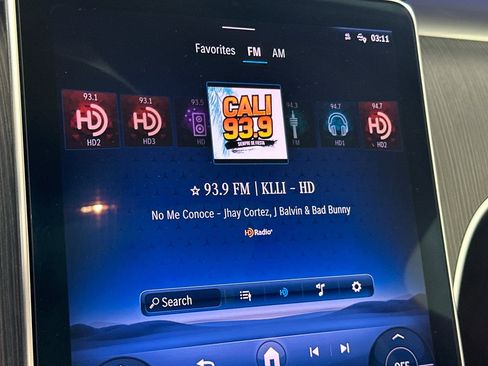 Used 2023 Mercedes-Benz C 300 Sedan image 16