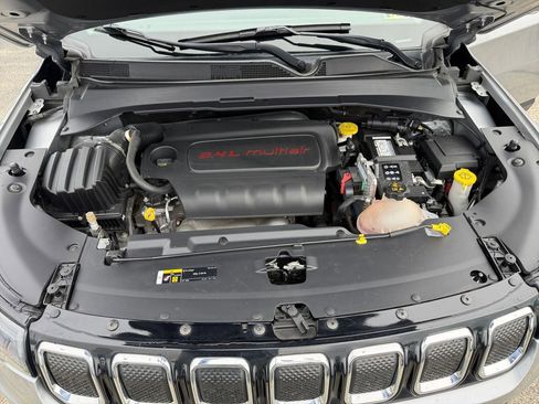 Used 2022 Jeep Compass Limited AWD/4WD image 27