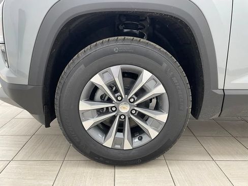 New 2026 Chevrolet Equinox LT w/ Safety and Technology Package AWD/4WD image 7