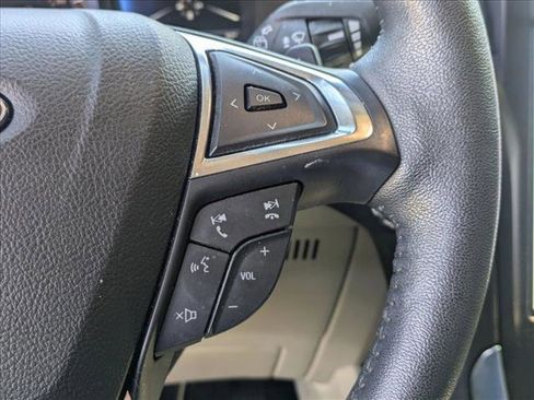 Used 2022 Ford Edge Titanium w/ Equipment Group 301A image 12