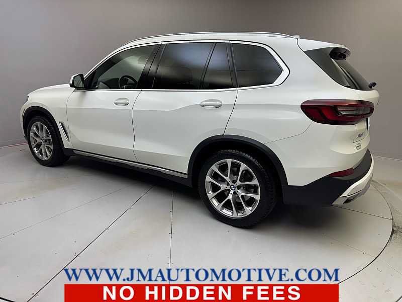 Used 2021 BMW X5 xDrive40i w/ Executive Package AWD/4WD image 3