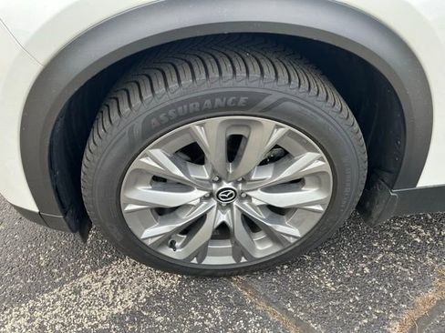 Used 2024 MAZDA CX-90 3.3 Turbo w/ Premium Plus Pkg image 11