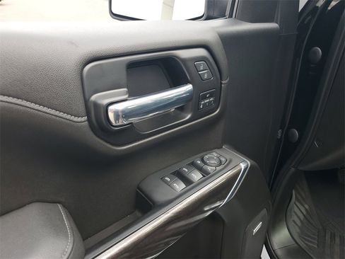 Used 2022 Chevrolet Silverado 1500 LTZ w/ LTZ Premium Package image 21