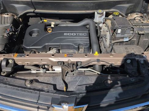 Used 2019 Chevrolet Equinox LT w/ Driver Convenience Package image 30