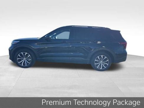 Used 2020 Ford Explorer ST w/ Premium Technology Package image 4