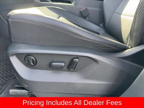 Used 2023 Volkswagen Atlas Cross Sport SE FWD image 15