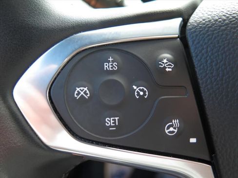 Used 2023 Chevrolet Traverse RS w/ LPO, Floor Liner Package AWD/4WD image 14