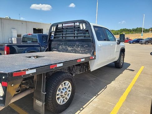 Used 2024 Chevrolet Silverado 2500 LT w/ Snow Plow Prep/Camper Package AWD/4WD image 3