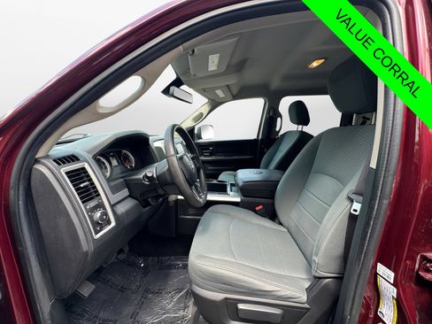 Used 2016 RAM 1500 Express AWD/4WD image 9