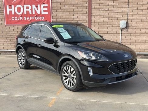 Used 2022 Ford Escape Titanium w/ Class II Trailer Tow Package AWD/4WD image 6