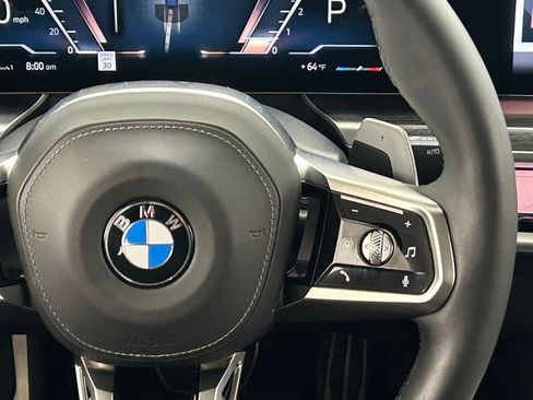 Used 2023 BMW 760i xDrive w/ Executive Package image 13