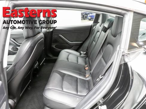 Used 2018 Tesla Model 3 Long Range RWD image 58