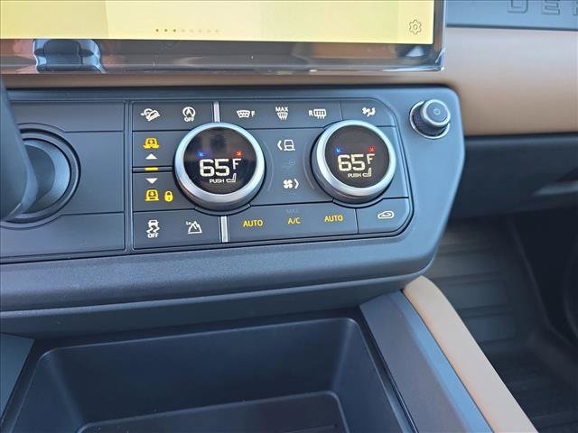 New 2026 Land Rover Defender 110 S AWD/4WD image 20