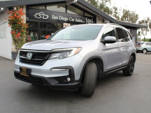Used 2021 Honda Pilot Special Edition image 1