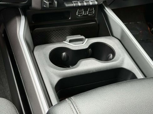 Used 2020 RAM 1500 Big Horn AWD/4WD image 18