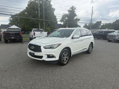 Used 2019 INFINITI QX60 Luxe w/ Essential Package AWD/4WD image 7