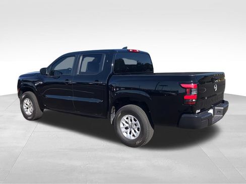Used 2025 Nissan Frontier S AWD/4WD image 6