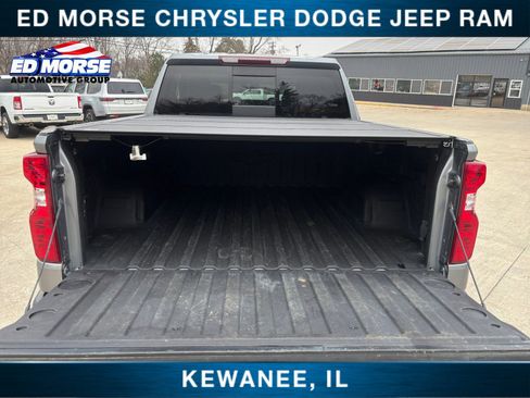 Used 2022 Chevrolet Silverado 1500 LT image 19