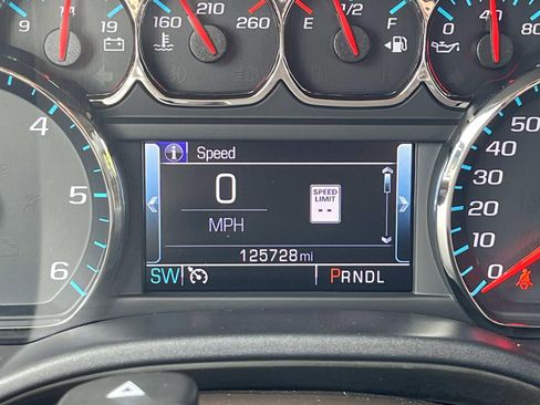 Used 2018 GMC Sierra 1500 SLT w/ SLT Premium Package image 40