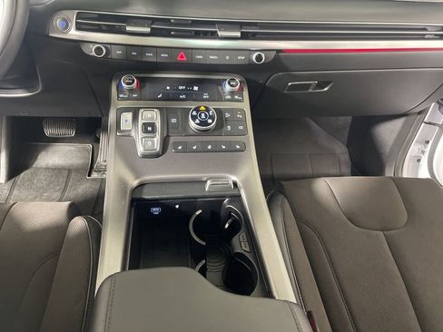 Used 2025 Hyundai Palisade Calligraphy AWD/4WD image 17