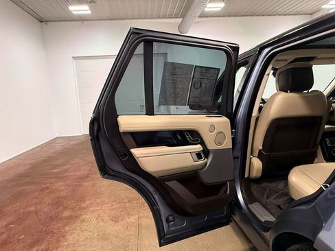 Used 2019 Land Rover Range Rover Supercharged AWD/4WD image 46