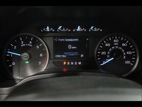 Used 2020 Ford F150 XLT w/ Equipment Group 302A Luxury AWD/4WD image 9