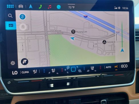 Used 2025 Volkswagen ID. Buzz 1st Edition image 29