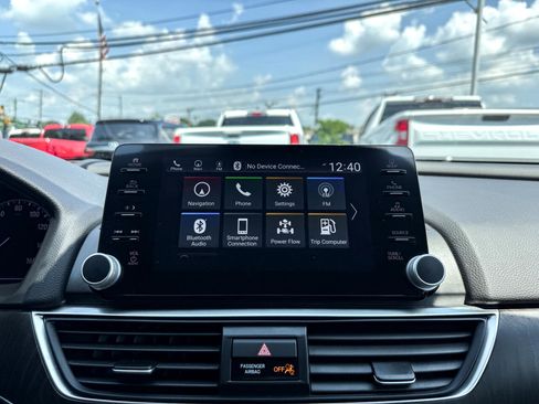 Used 2022 Honda Accord Touring image 45