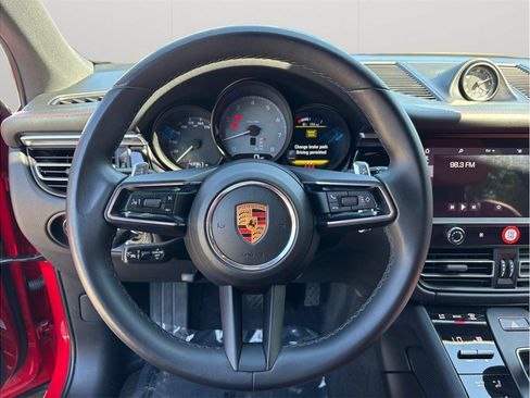 Used 2023 Porsche Macan S AWD/4WD image 26