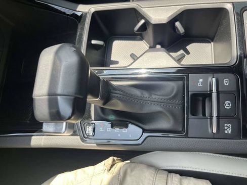 Used 2025 Kia K5 GT-Line w/ GT-Line Premium Package FWD image 32