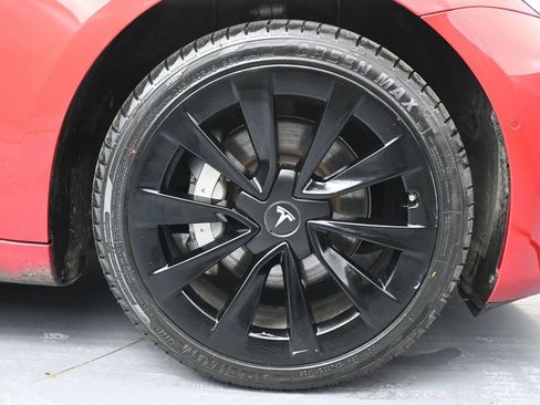 Used 2022 Tesla Model 3 Standard Range image 13