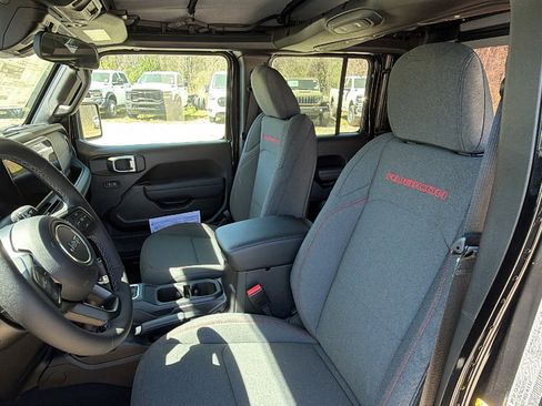 New 2026 Jeep Gladiator Rubicon AWD/4WD image 17