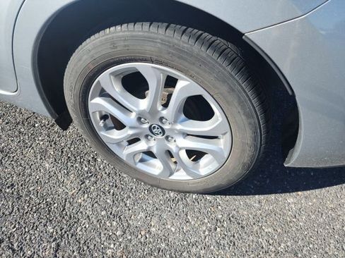 Used 2018 Toyota Yaris iA image 8