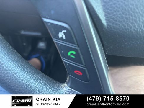 Used 2018 Hyundai Santa Fe SE w/ Cargo Package FWD image 25