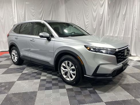 Used 2025 Honda CR-V LX image 5