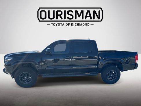 Used 2016 Toyota Tacoma SR image 4