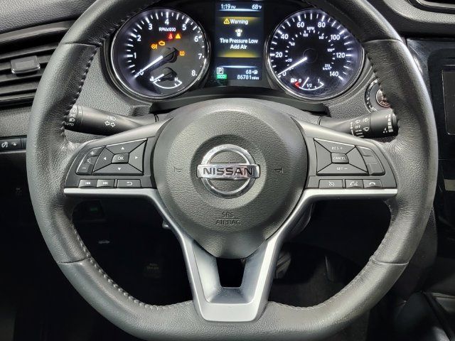 Used 2017 Nissan Rogue SV w/ Midnight Edition Package AWD/4WD image 25