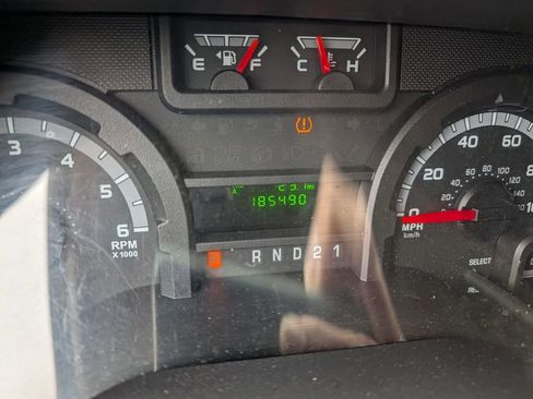 Used 2010 Ford E-150 and Econoline 150 image 15