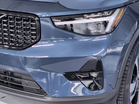 New 2026 Volvo XC40 B5 Ultra w/ Protection Package Premier AWD/4WD image 12