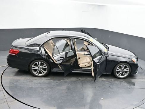 Used 2016 Mercedes-Benz E 350 4MATIC Sedan image 63