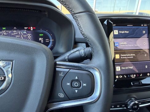 Used 2023 Volvo C40 P8 Recharge Plus w/ Protection Package Premier image 31