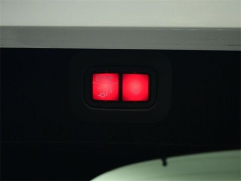 Used 2021 Aston Martin DBX image 29