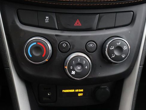 Used 2020 Chevrolet Trax LS w/ Tint and Cruise Package image 23